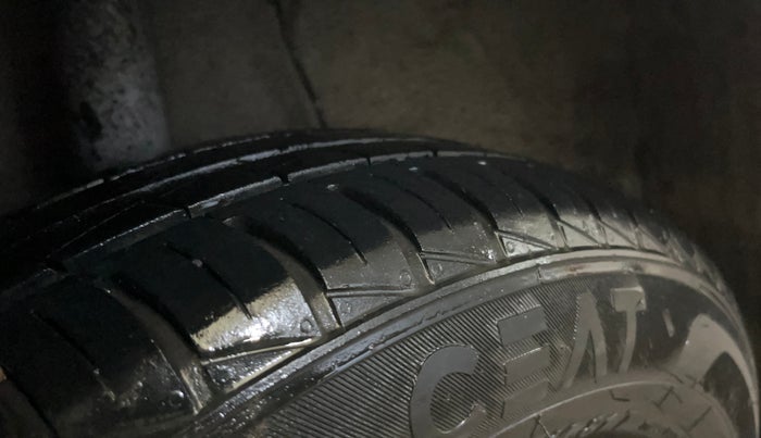 2021 Hyundai AURA S 1.2 CNG, CNG, Manual, 63,211 km, Right Rear Tyre Tread