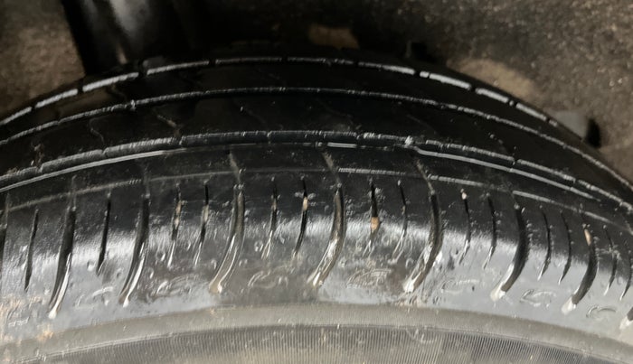 2019 Maruti Baleno SIGMA PETROL 1.2, Petrol, Manual, 54,425 km, Right Rear Tyre Tread