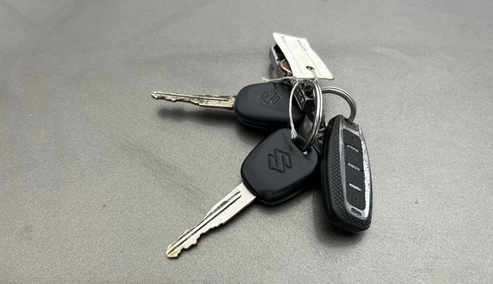 2019 Maruti Baleno SIGMA PETROL 1.2, Petrol, Manual, 54,425 km, Key Close Up