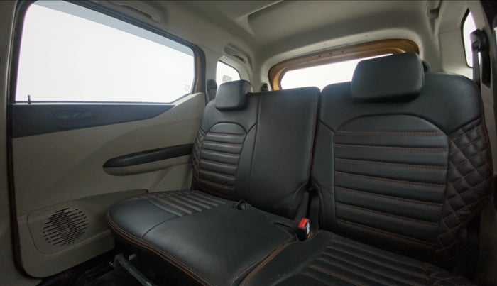 2022 Renault TRIBER RXL MT, Petrol, Manual, 5,303 km, Right Side Rear Door Cabin