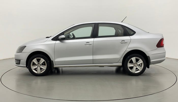 2017 Skoda Rapid 1.6 MPI STYLE AT, Petrol, Automatic, 36,421 km, Left Side