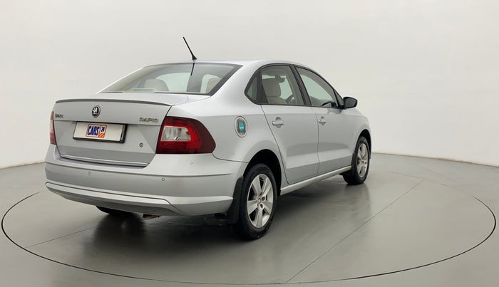 2017 Skoda Rapid 1.6 MPI STYLE AT, Petrol, Automatic, 36,421 km, Right Back Diagonal
