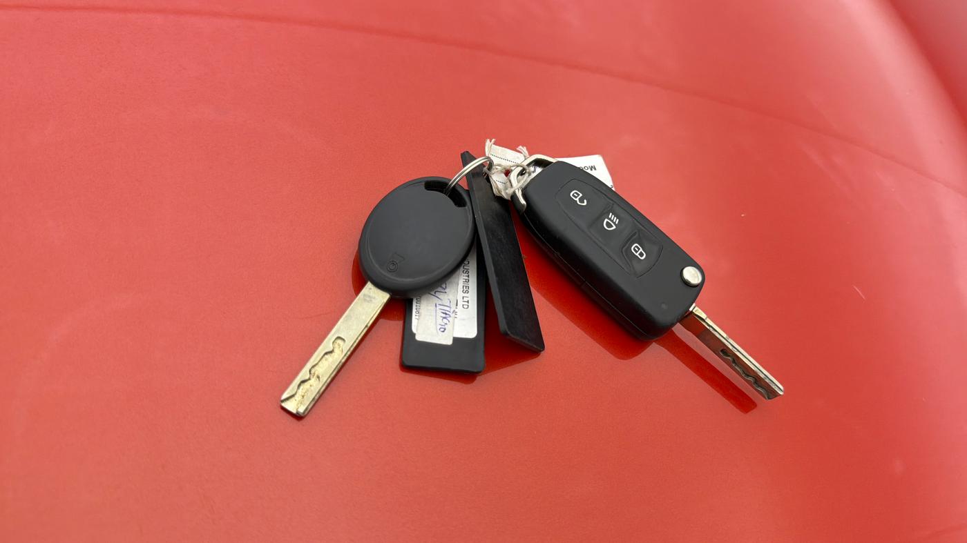 2020 Tata Tiago XZA PLUS PETROL, Petrol, Automatic, 68,884 km, Key Close Up