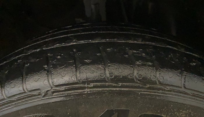 2022 KIA SONET HTE 1.2, Petrol, Manual, 41,280 km, Right Front Tyre Tread