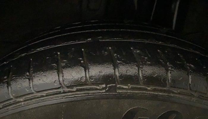 2022 KIA SONET HTE 1.2, Petrol, Manual, 41,280 km, Left Rear Tyre Tread
