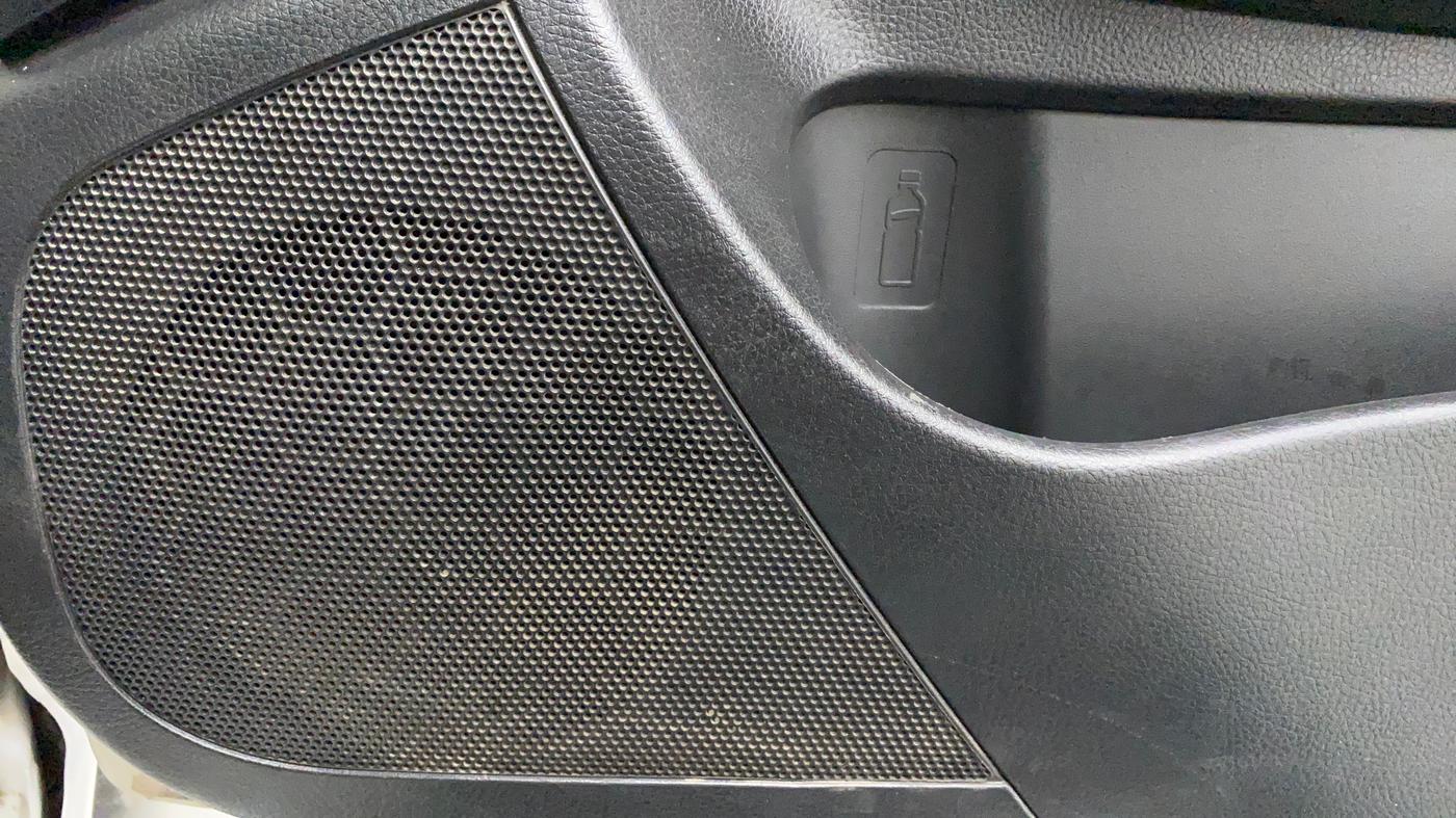 2017 Maruti Swift ZXI, Petrol, Manual, 61,718 km, Speaker