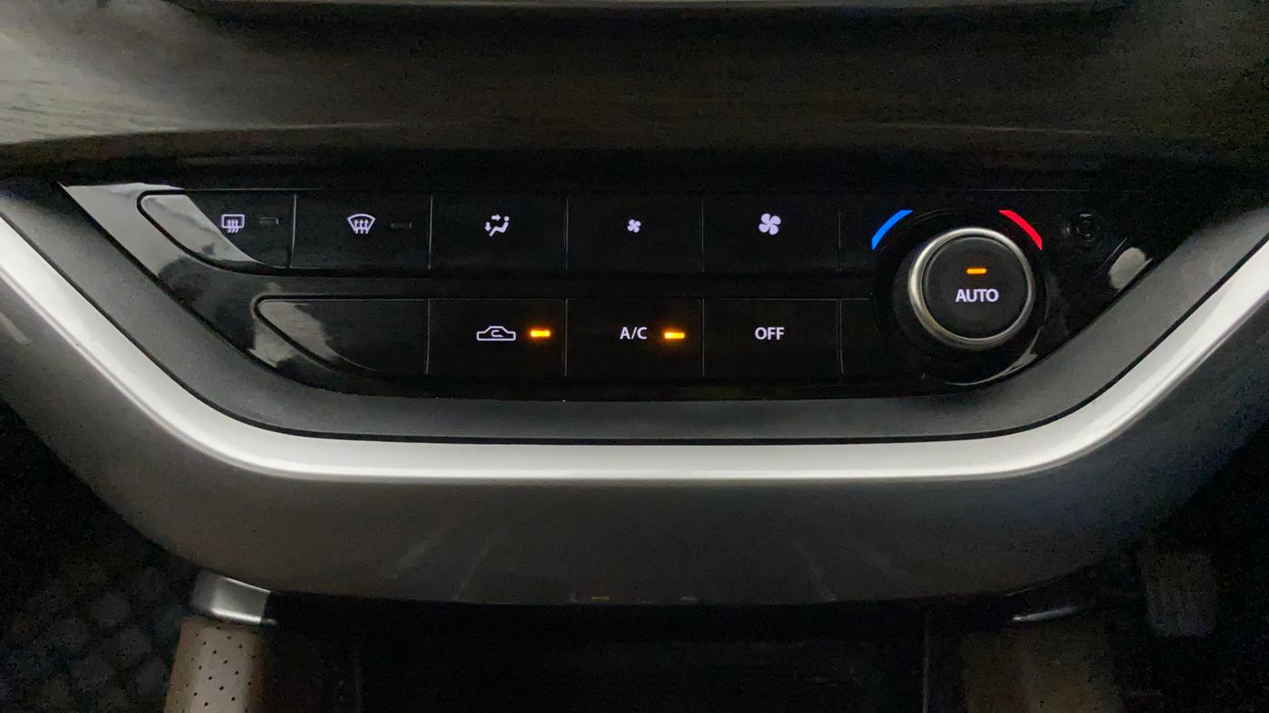 2019 Tata Harrier XZ 2.0L, Diesel, Manual, 53,051 km, Automatic Climate Control