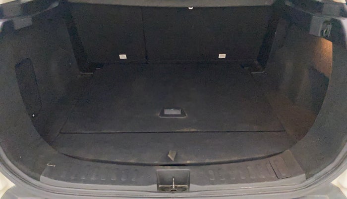 2019 Tata Harrier XZ 2.0L, Diesel, Manual, 53,051 km, Boot Inside