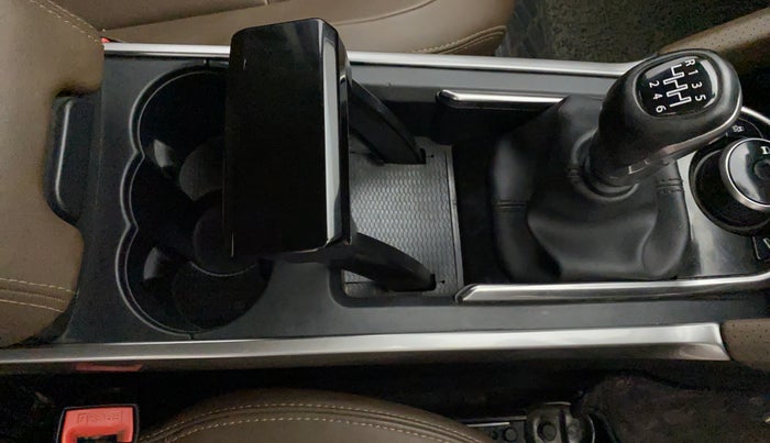 2019 Tata Harrier XZ 2.0L, Diesel, Manual, 53,051 km, Gear Lever