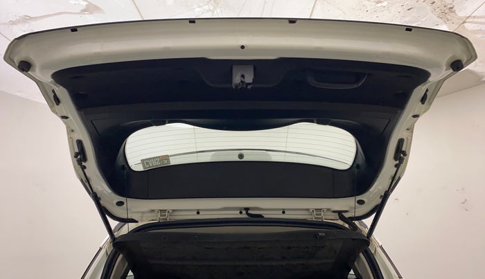 2019 Tata Harrier XZ 2.0L, Diesel, Manual, 53,051 km, Boot Door Open