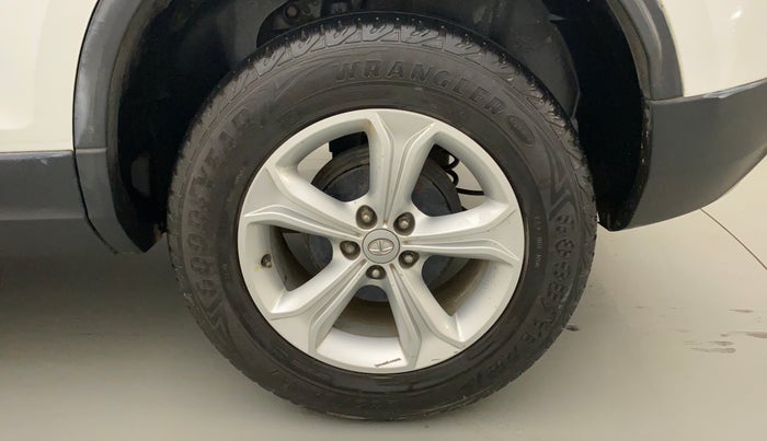 2019 Tata Harrier XZ 2.0L, Diesel, Manual, 53,051 km, Left Rear Wheel
