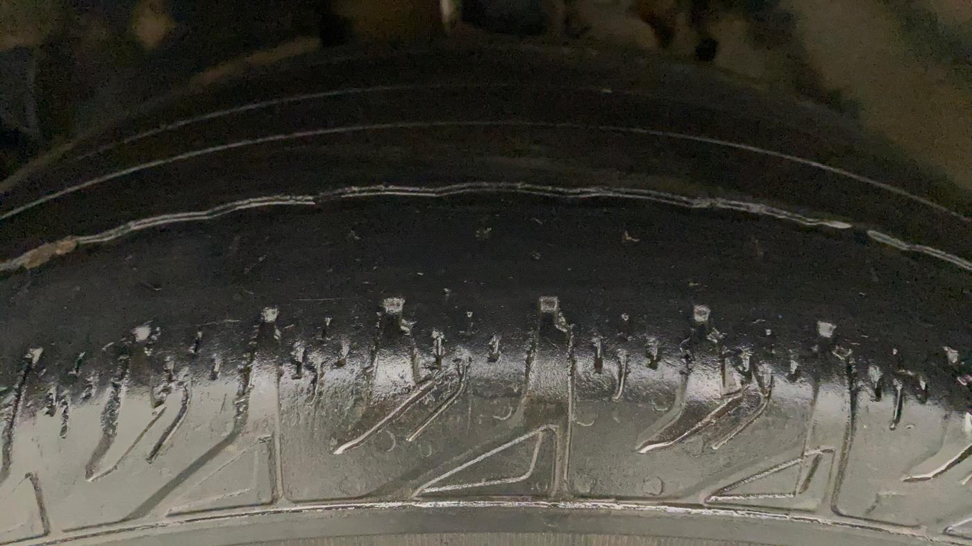 2019 Tata Harrier XZ 2.0L, Diesel, Manual, 53,051 km, Left Front Tyre Tread