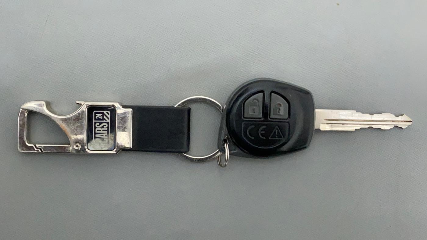 2020 Maruti Baleno DELTA 1.2 K12, Petrol, Manual, 10,903 km, Key Close Up