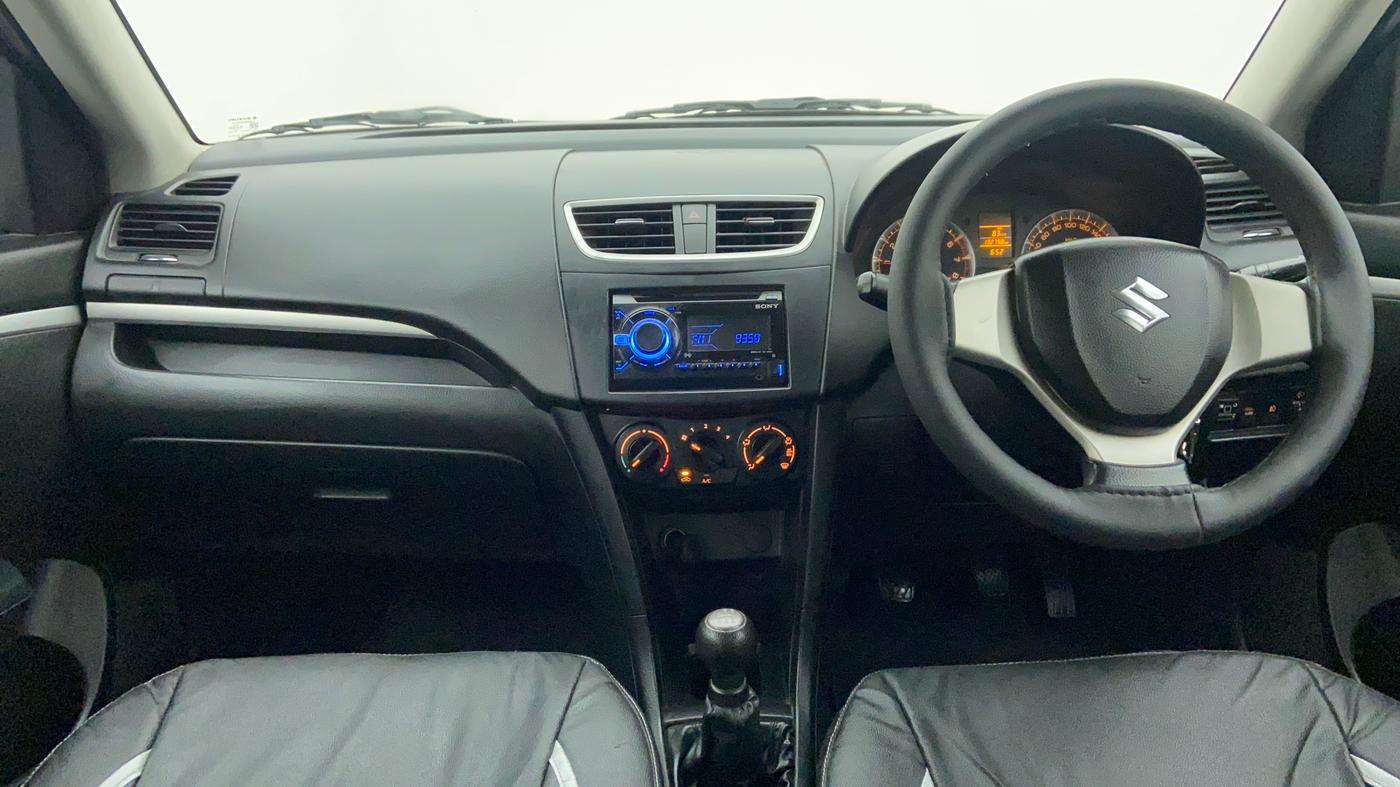 2015 Maruti Swift VXI D, CNG, Manual, 1,33,652 km, Dashboard