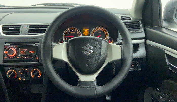 2015 Maruti Swift VXI D, CNG, Manual, 1,33,652 km, Steering Wheel Close Up