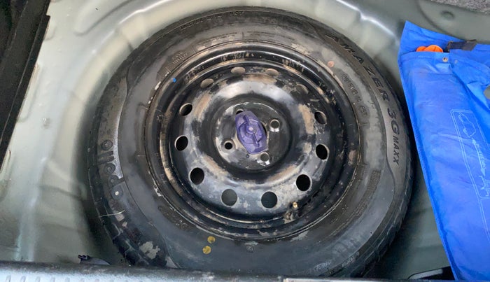 2020 Maruti Swift VXI, Petrol, Manual, 37,611 km, Spare Tyre