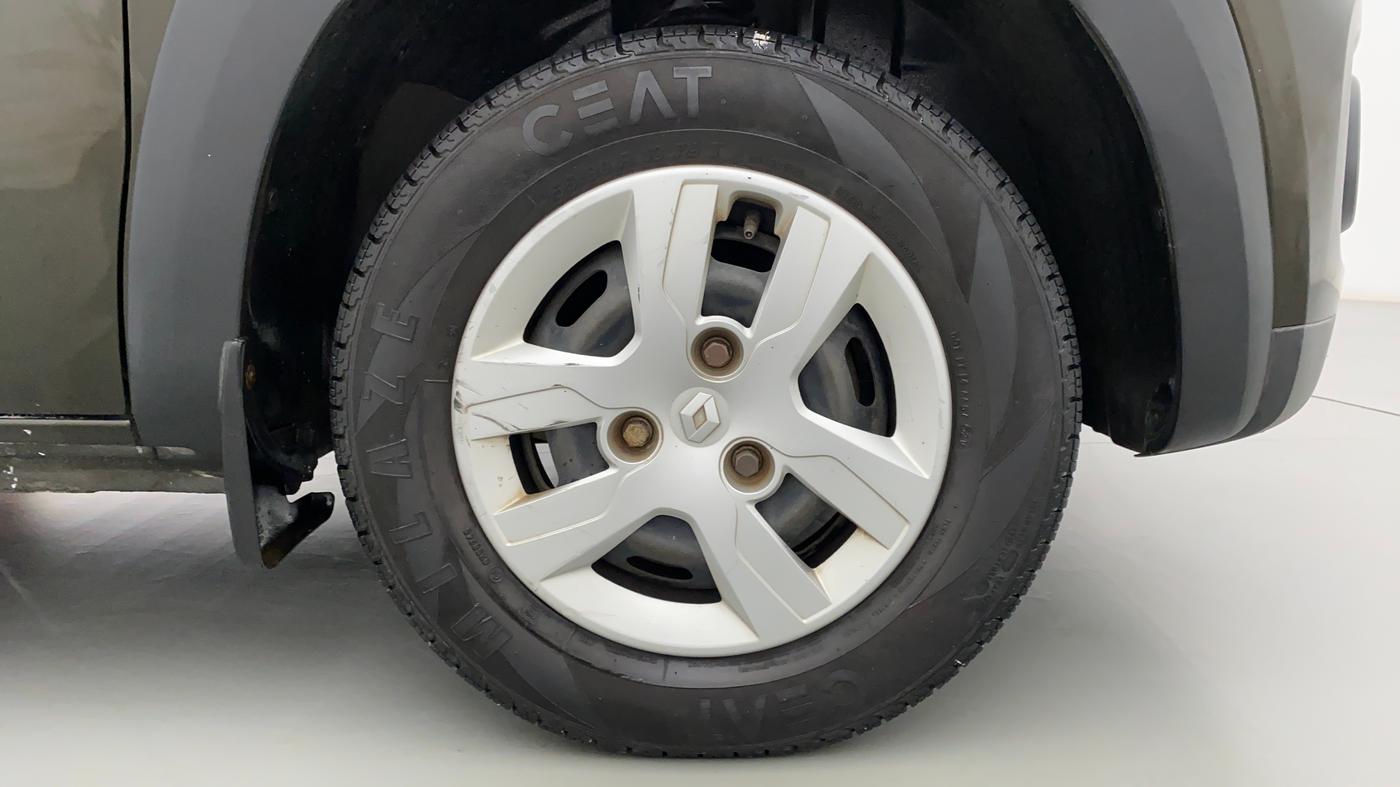 2017 Renault Kwid RXT 1.0 EASY-R  AT, Petrol, Automatic, 15,069 km, Right Front Wheel
