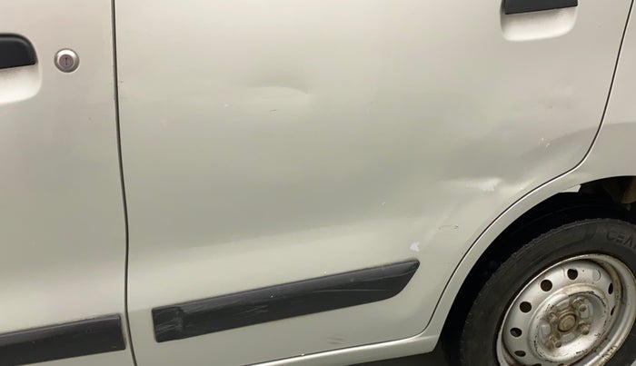 2014 Maruti Wagon R 1.0 LXI CNG, CNG, Manual, 1,05,882 km, Rear left door - Minor scratches