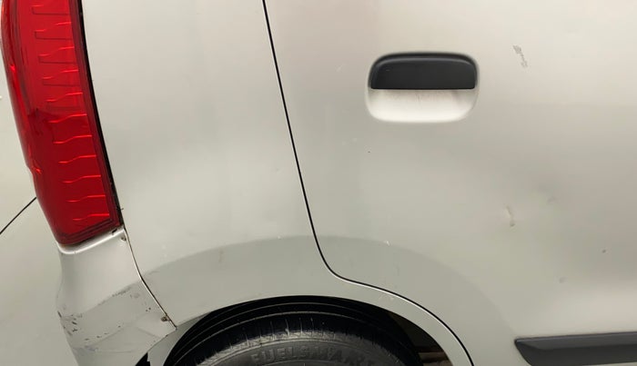 2014 Maruti Wagon R 1.0 LXI CNG, CNG, Manual, 1,05,882 km, Right quarter panel - Slightly dented