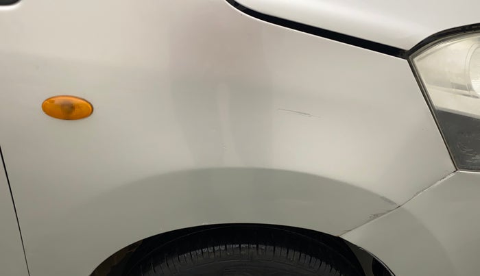 2014 Maruti Wagon R 1.0 LXI CNG, CNG, Manual, 1,05,882 km, Right fender - Minor scratches