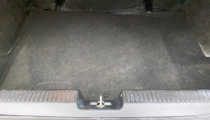 2018 Maruti Dzire ZDI AMT, Diesel, Automatic, 1,17,827 km, Boot Inside