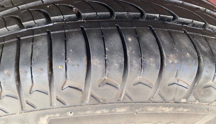 2015 Hyundai Elite i20 SPORTZ 1.2, Petrol, Manual, 78,848 km, Right Rear Tyre Tread