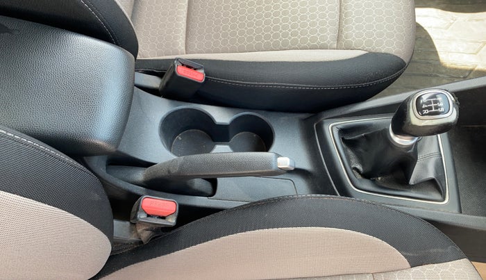 2015 Hyundai Elite i20 SPORTZ 1.2, Petrol, Manual, 78,848 km, Gear Lever