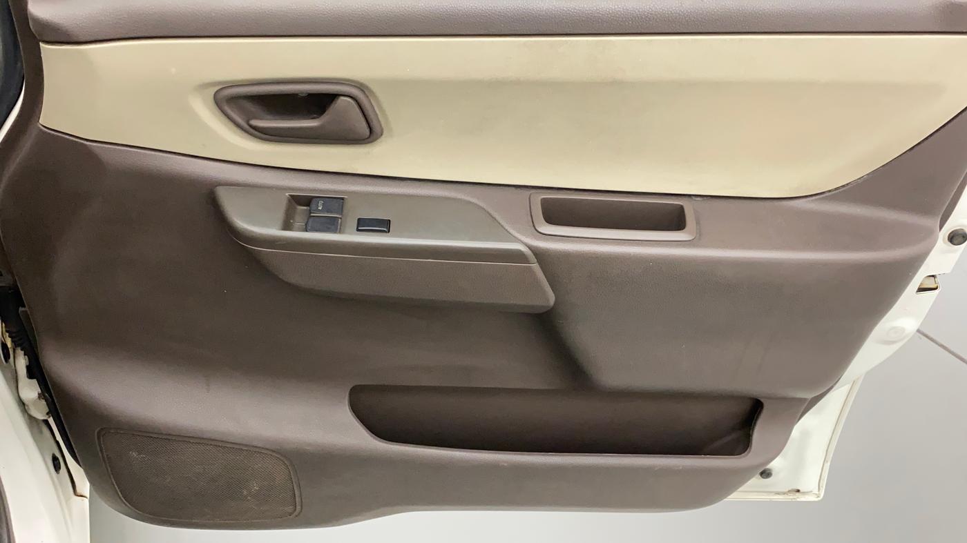 2010 Maruti Zen Estilo LXI, Petrol, Manual, 91,751 km, Driver Side Door Panels Control