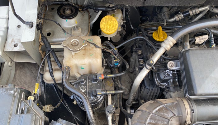 2023 Renault TRIBER RXT AMT, Petrol, Automatic, 23,337 km, Engine View - Right