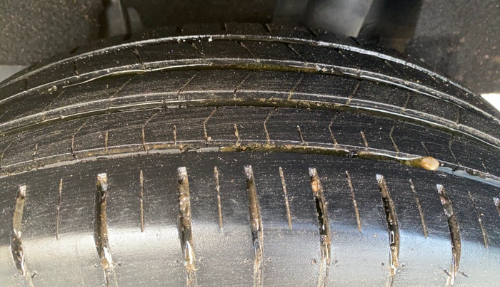 2017 Maruti Baleno SIGMA PETROL 1.2, Petrol, Manual, 97,472 km, Left Rear Tyre Tread