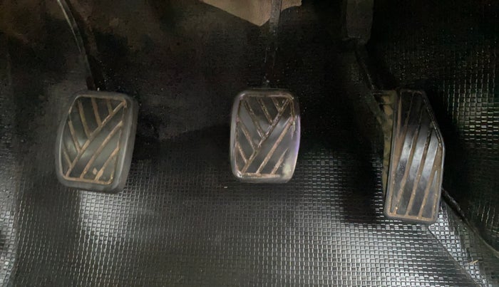 2017 Maruti Baleno SIGMA PETROL 1.2, Petrol, Manual, 97,472 km, Pedals