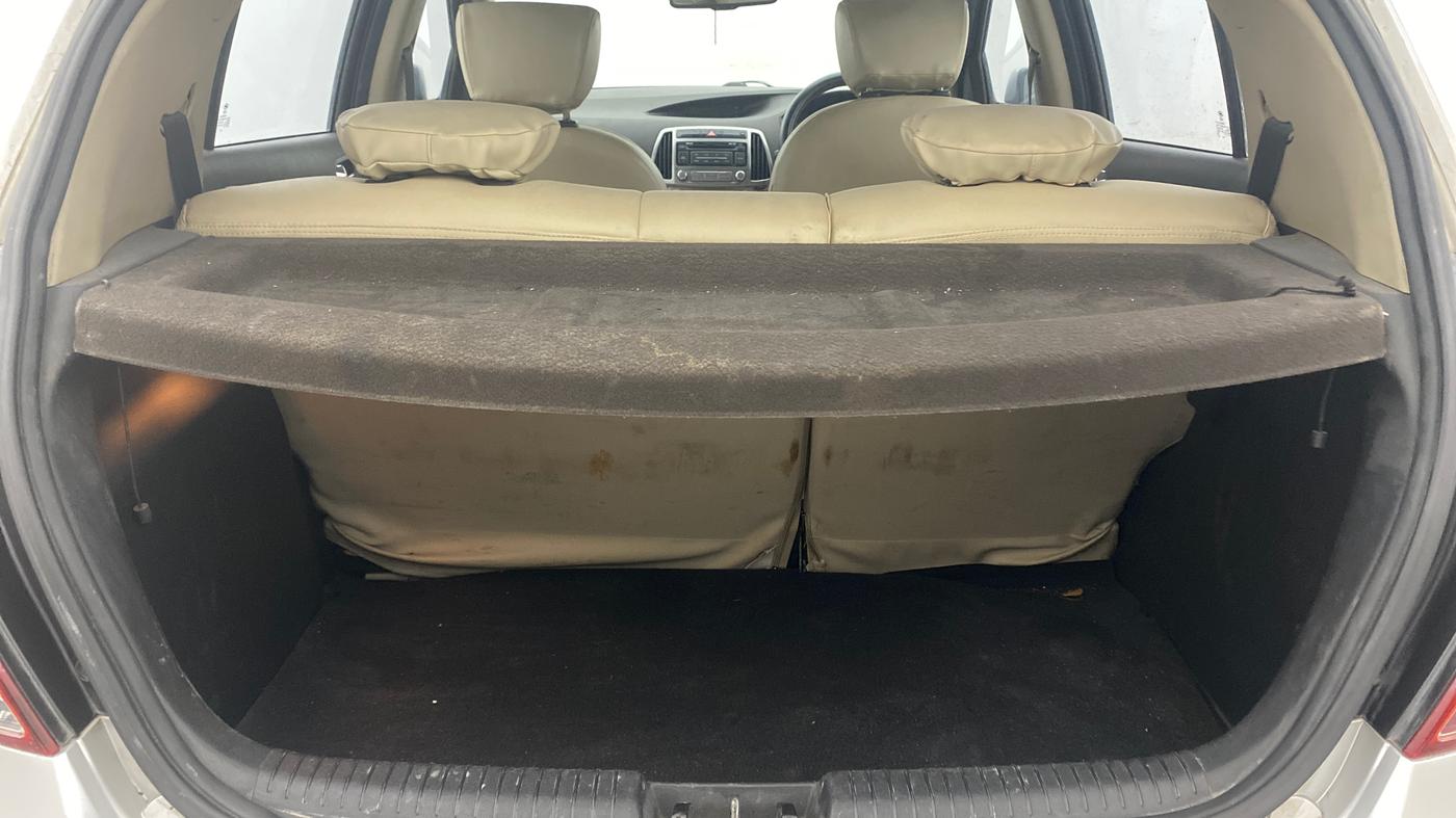 2013 Hyundai i20 SPORTZ 1.2, Petrol, Manual, 74,812 km, Boot Inside