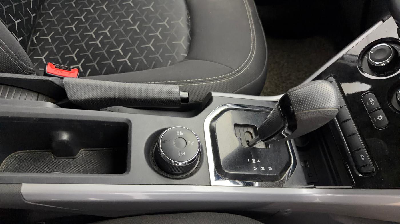 2022 Tata NEXON XMA PLUS SUNROOF PETROL, Petrol, Automatic, 76,208 km, Gear Lever