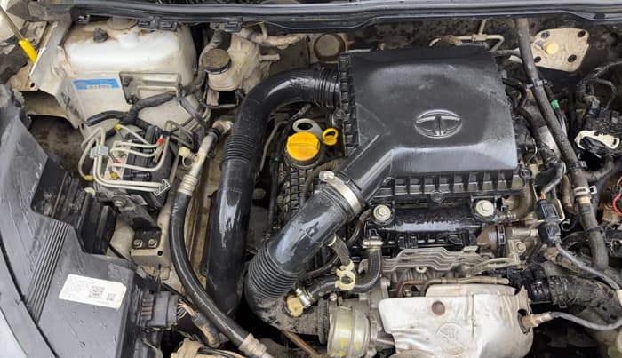 2022 Tata NEXON XMA PLUS SUNROOF PETROL, Petrol, Automatic, 76,208 km, Engine View - Right