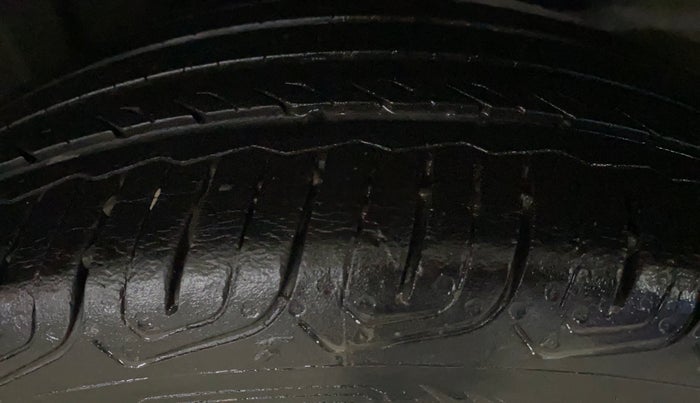 2022 Skoda SLAVIA STYLE 1.0L TSI AT, Petrol, Automatic, 33,393 km, Left Rear Tyre Tread