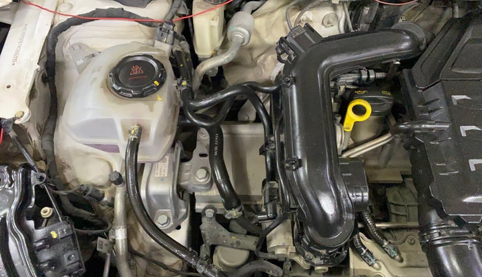 2022 Skoda SLAVIA STYLE 1.0L TSI AT, Petrol, Automatic, 33,393 km, Engine View - Right