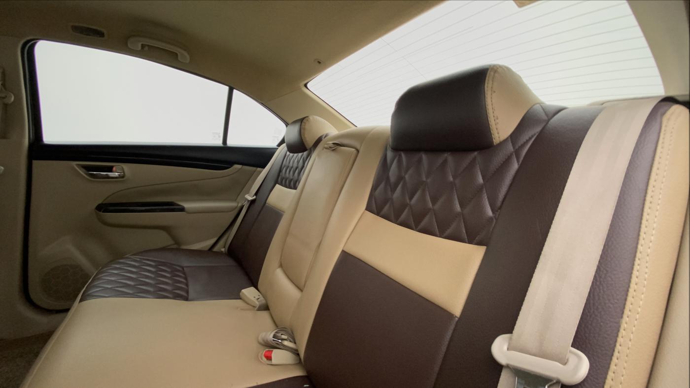 2016 Maruti Ciaz ZDI SHVS, Diesel, Manual, 72,005 km, Right Side Rear Door Cabin