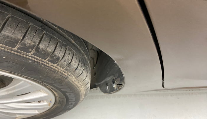 2016 Maruti Ciaz ZDI SHVS, Diesel, Manual, 72,005 km, Right quarter panel - Slightly dented