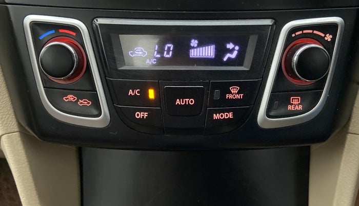 2016 Maruti Ciaz ZDI SHVS, Diesel, Manual, 72,005 km, Automatic Climate Control