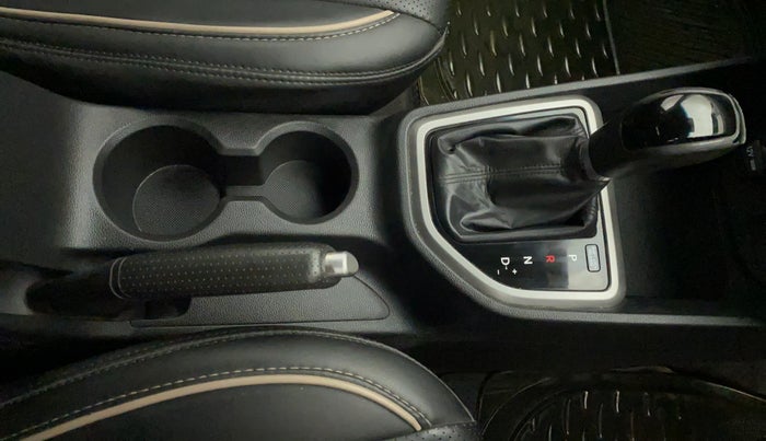 2016 Hyundai Creta SX PLUS AT 1.6 PETROL, Petrol, Automatic, 83,693 km, Gear Lever