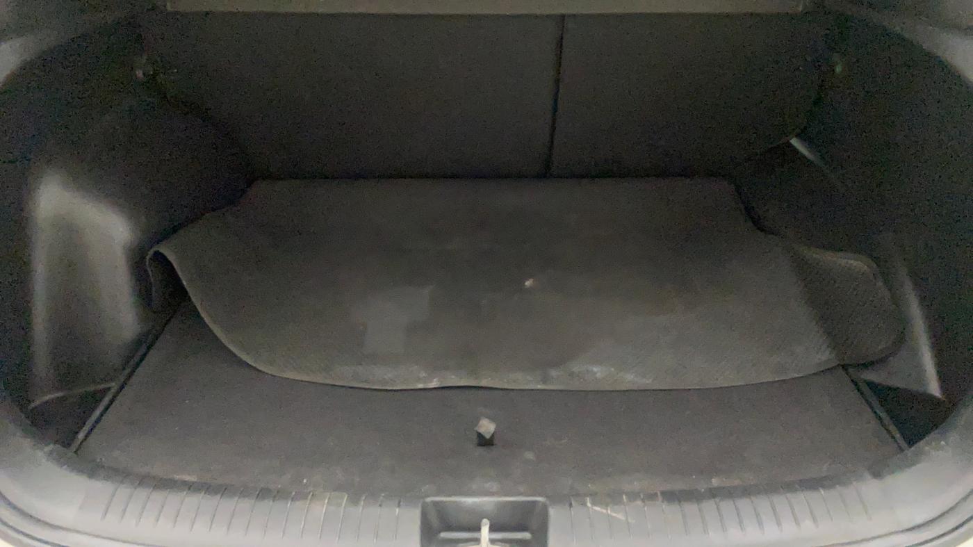 2016 Hyundai Creta SX PLUS AT 1.6 PETROL, Petrol, Automatic, 83,693 km, Boot Inside