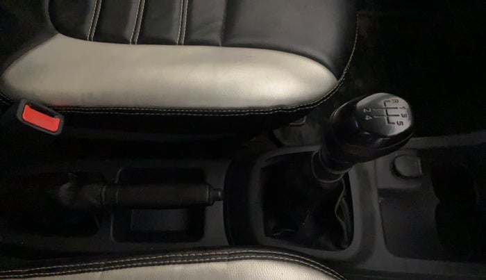 2016 Renault Kwid RXL, Petrol, Manual, 46,250 km, Gear Lever