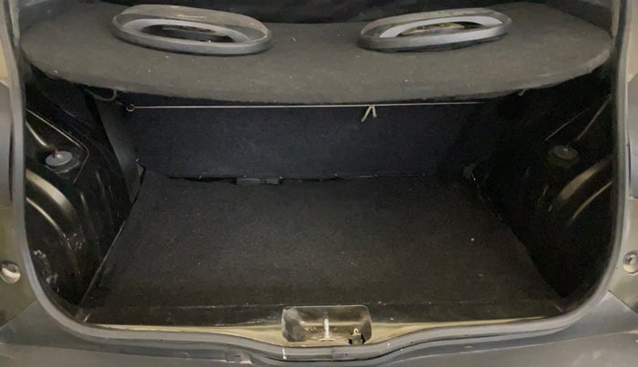 2016 Renault Kwid RXL, Petrol, Manual, 46,250 km, Boot Inside