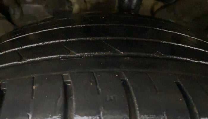 2021 KIA SELTOS HTX ANNIVERSARY EDITION 1.5 PETROL, Petrol, Manual, 60,762 km, Left Front Tyre Tread