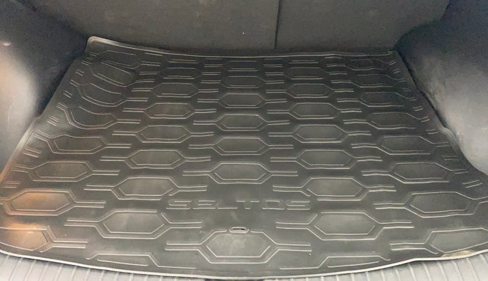 2021 KIA SELTOS HTX ANNIVERSARY EDITION 1.5 PETROL, Petrol, Manual, 60,762 km, Boot Inside