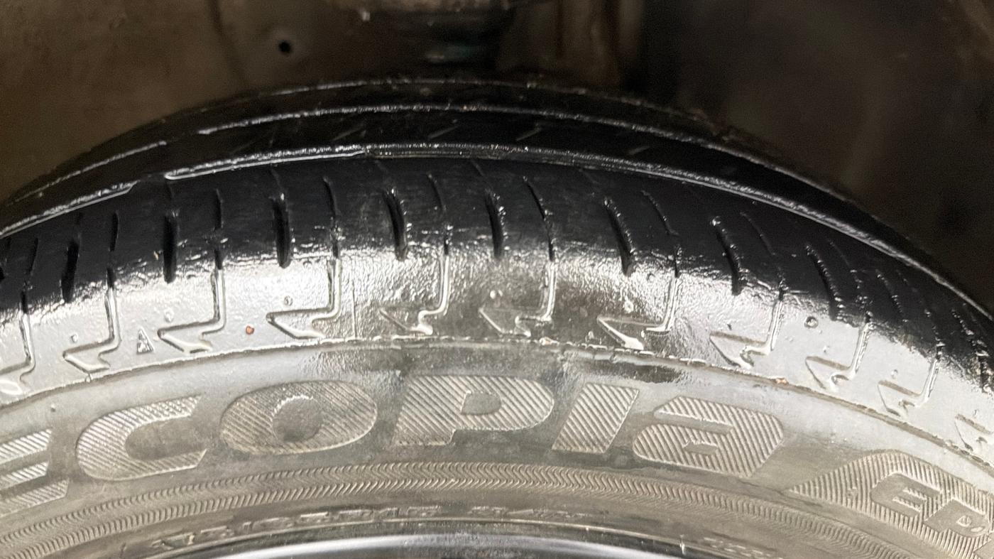 2021 Maruti IGNIS ZETA 1.2, Petrol, Manual, 33,223 km, Right Front Tyre Tread