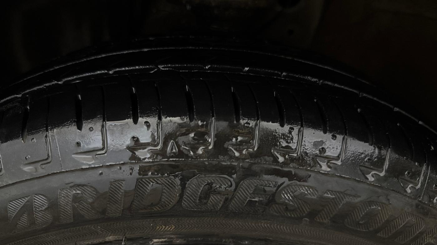 2021 Maruti IGNIS ZETA 1.2, Petrol, Manual, 33,223 km, Left Front Tyre Tread