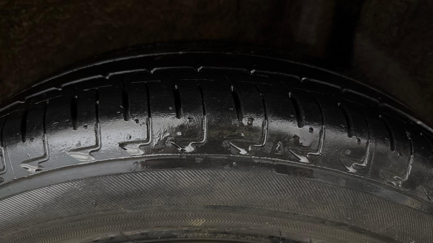 2021 Maruti IGNIS ZETA 1.2, Petrol, Manual, 33,223 km, Left Rear Tyre Tread