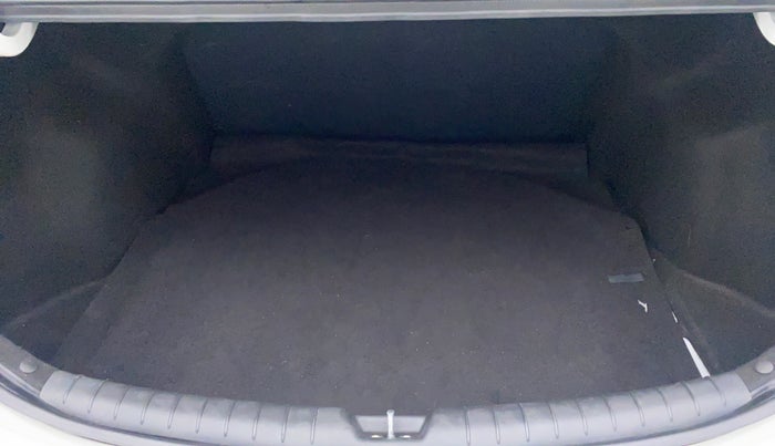 2020 Hyundai Verna S 1.5 PETROL MT, Petrol, Manual, 14,456 km, Boot Inside