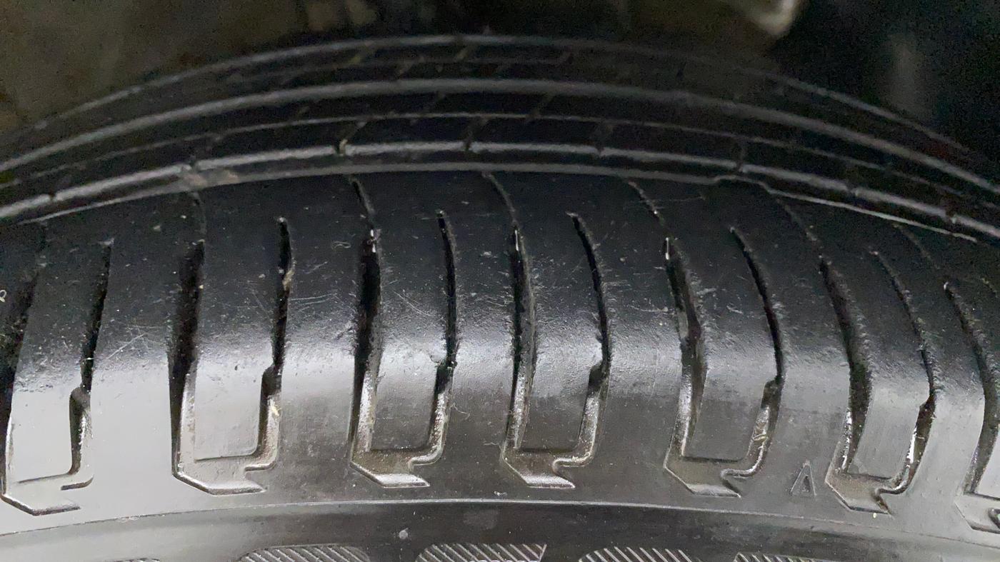 2020 Hyundai Verna S 1.5 PETROL MT, Petrol, Manual, 14,456 km, Right Rear Tyre Tread